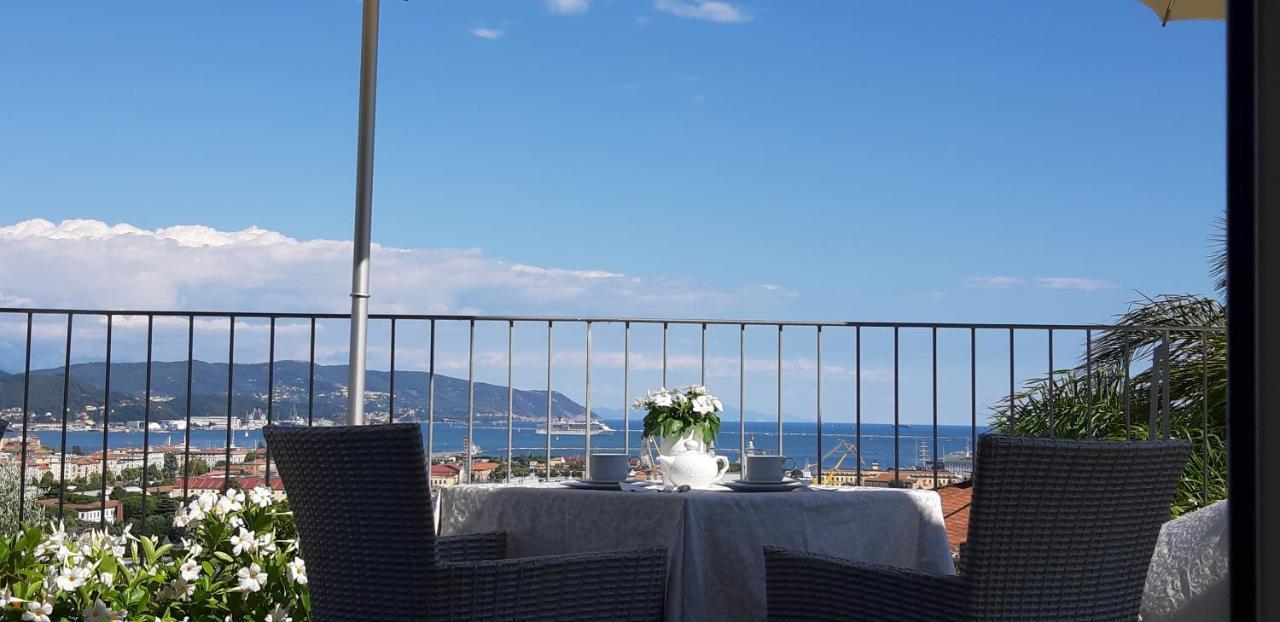 Dreams Guest House Специя Экстерьер фото